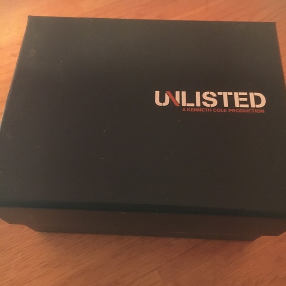 Kenneth Cole “Unlisted” sport watch. Green and black. Never worn. Authentic. - Picture 4 of 5